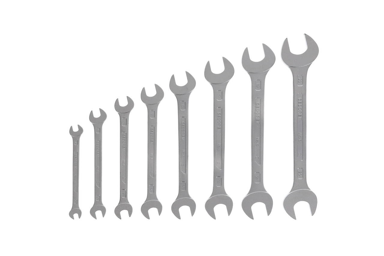 Double open ended spanner set 8 pcs 6-22 mm Double open ended spanner set 8 pcs 6-22 mm