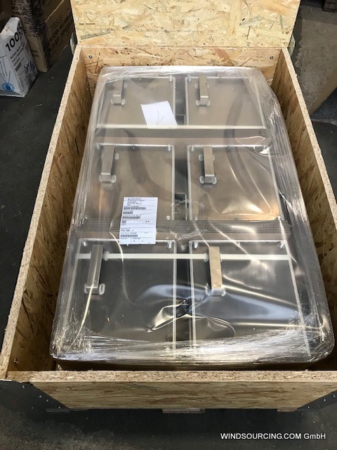 FFLC6-3426--C Cap Power Film 6600uF 5% 1.35KV Bulk AVX
