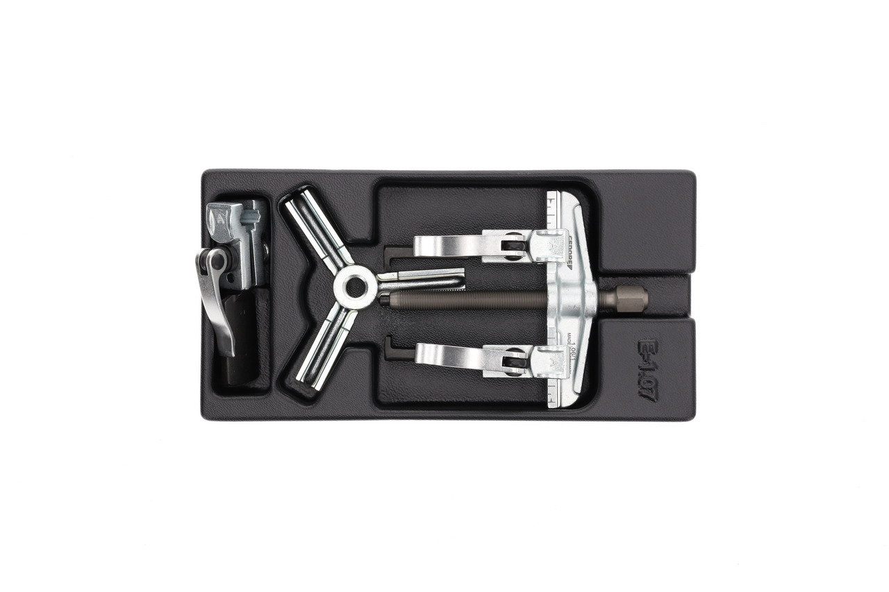 Tool module puller with 3 legs