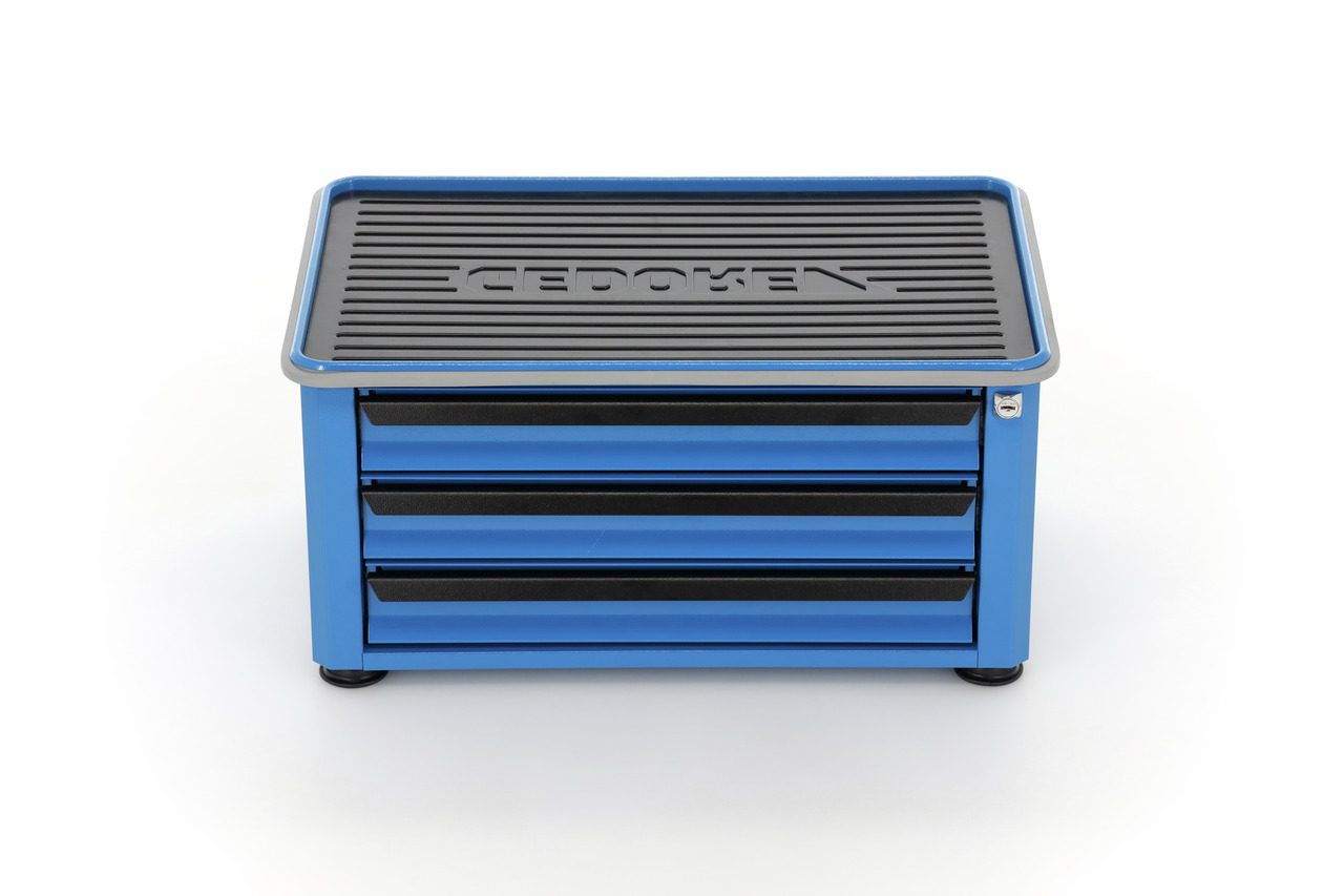 Tool chest with 3 drawers