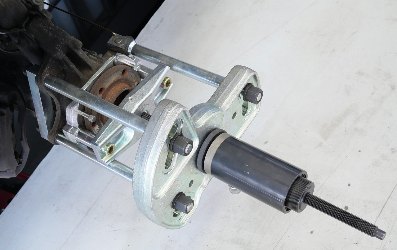 Wheel Bearing Tool Kit Vito/Viano