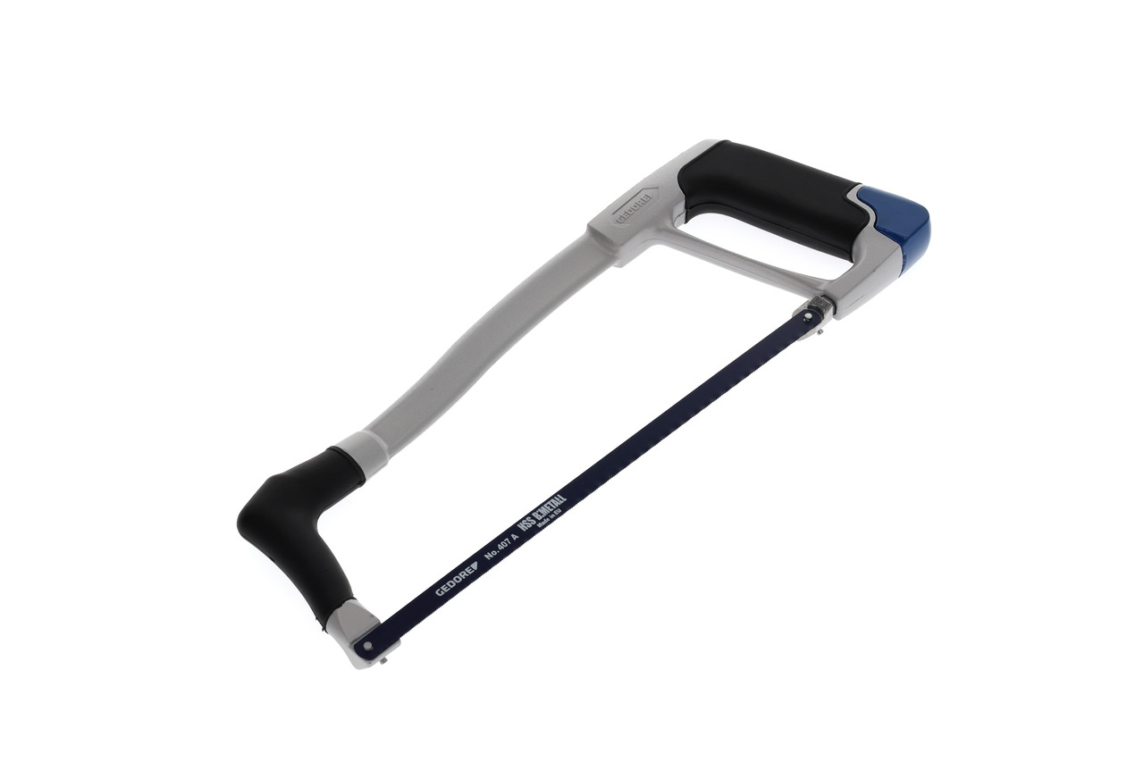 Hacksaw with 2C-handle