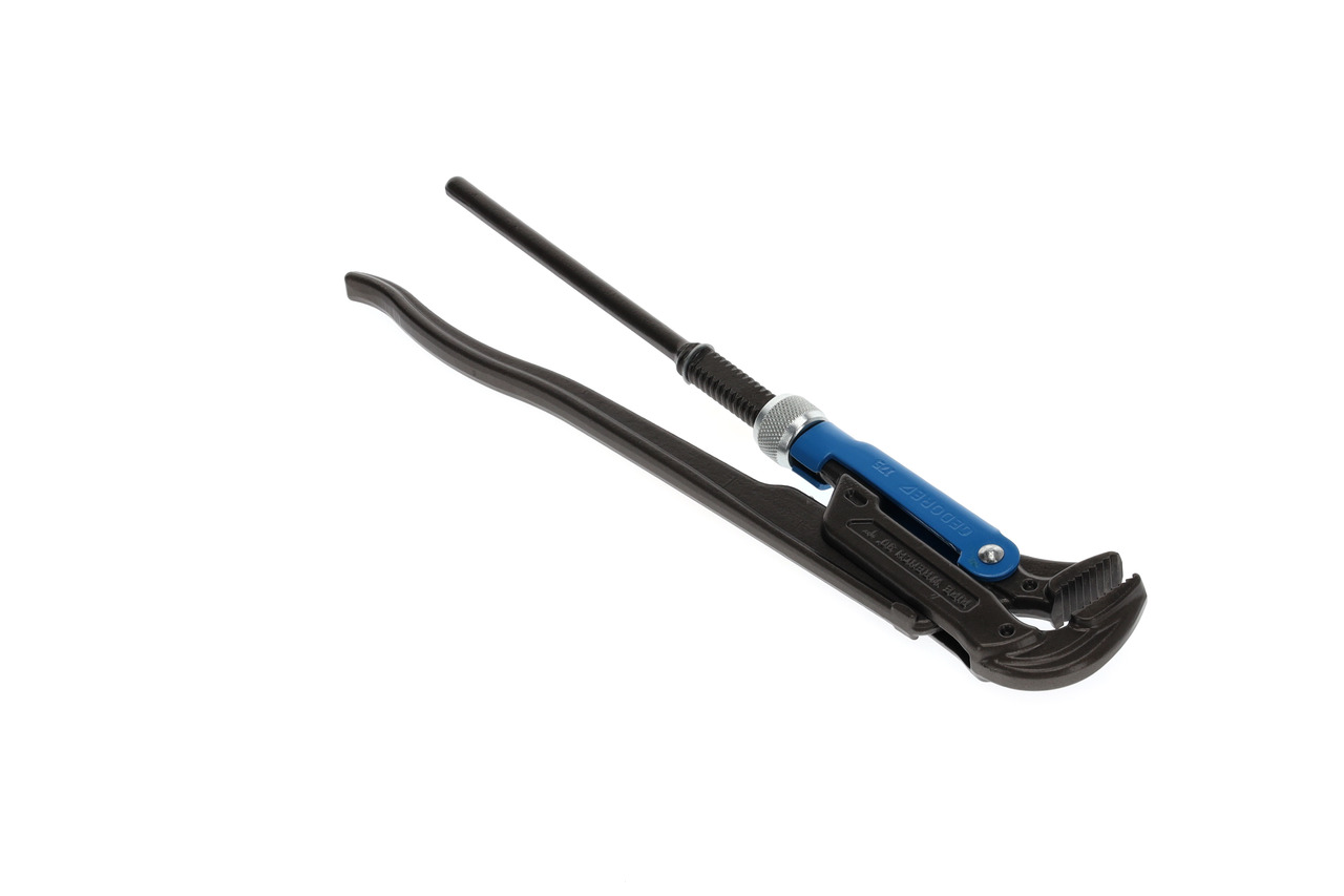 Pipe wrench