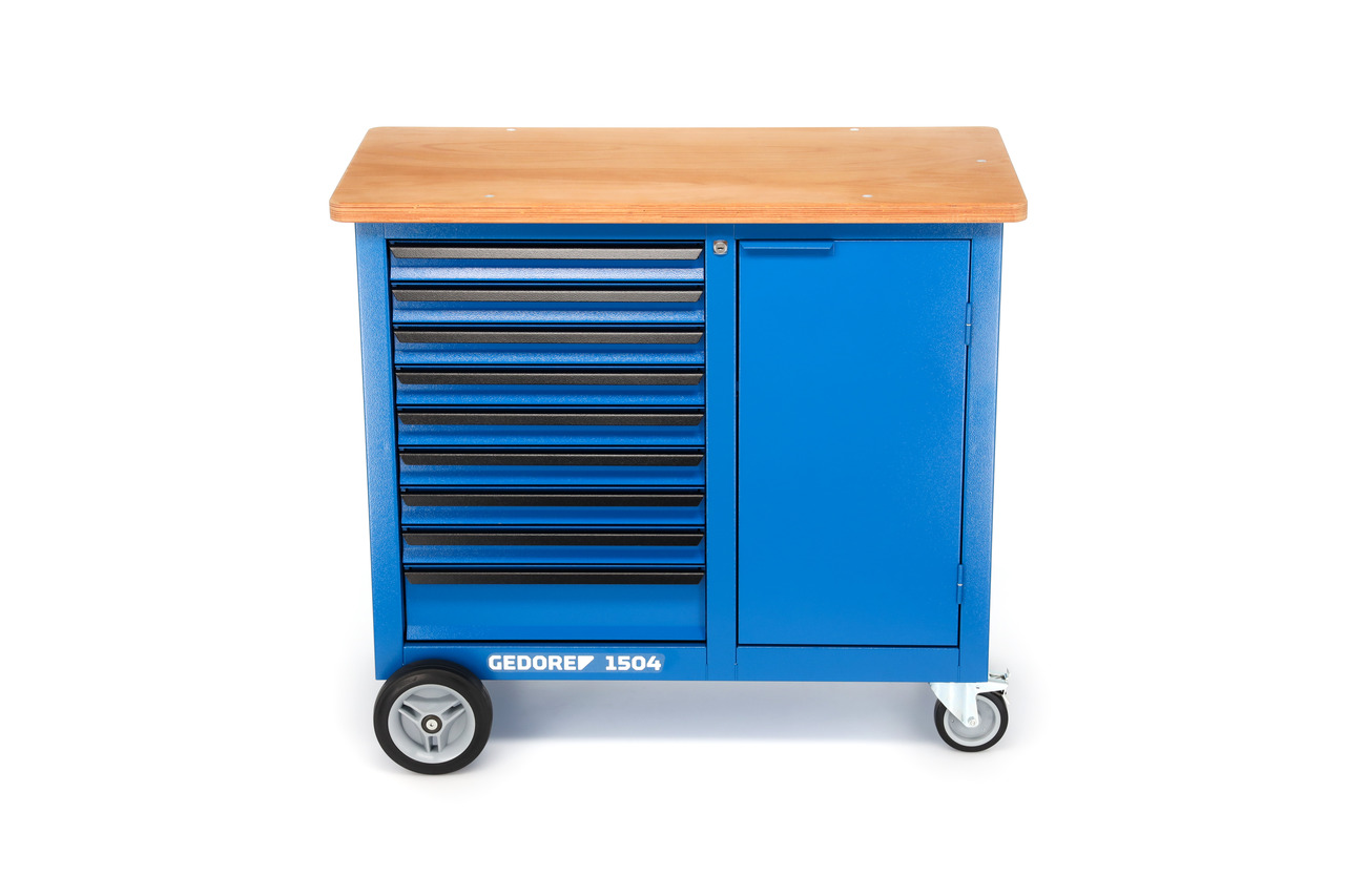 Mobile workbench with 9 drawers