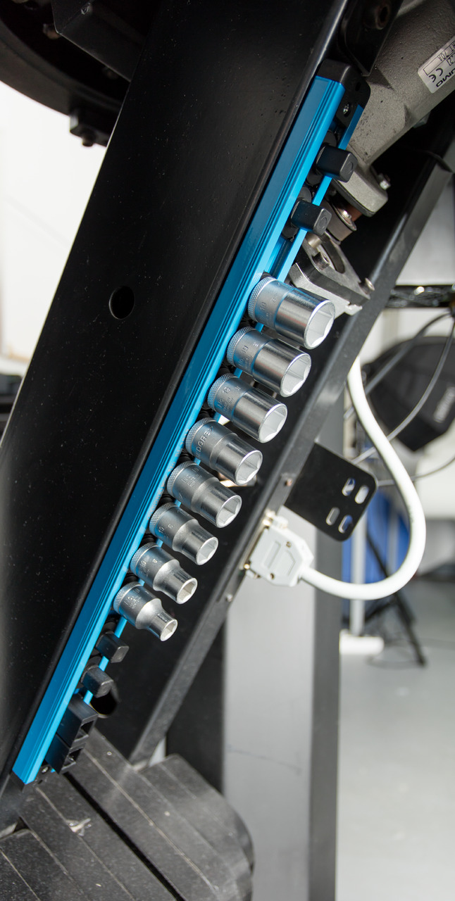 Sockets 1/2" with holding rail