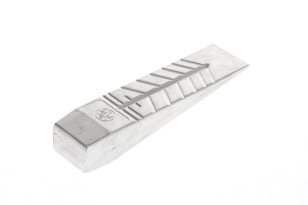 Aluminium massive wedge 1050 g Aluminium massive wedge 1050 g