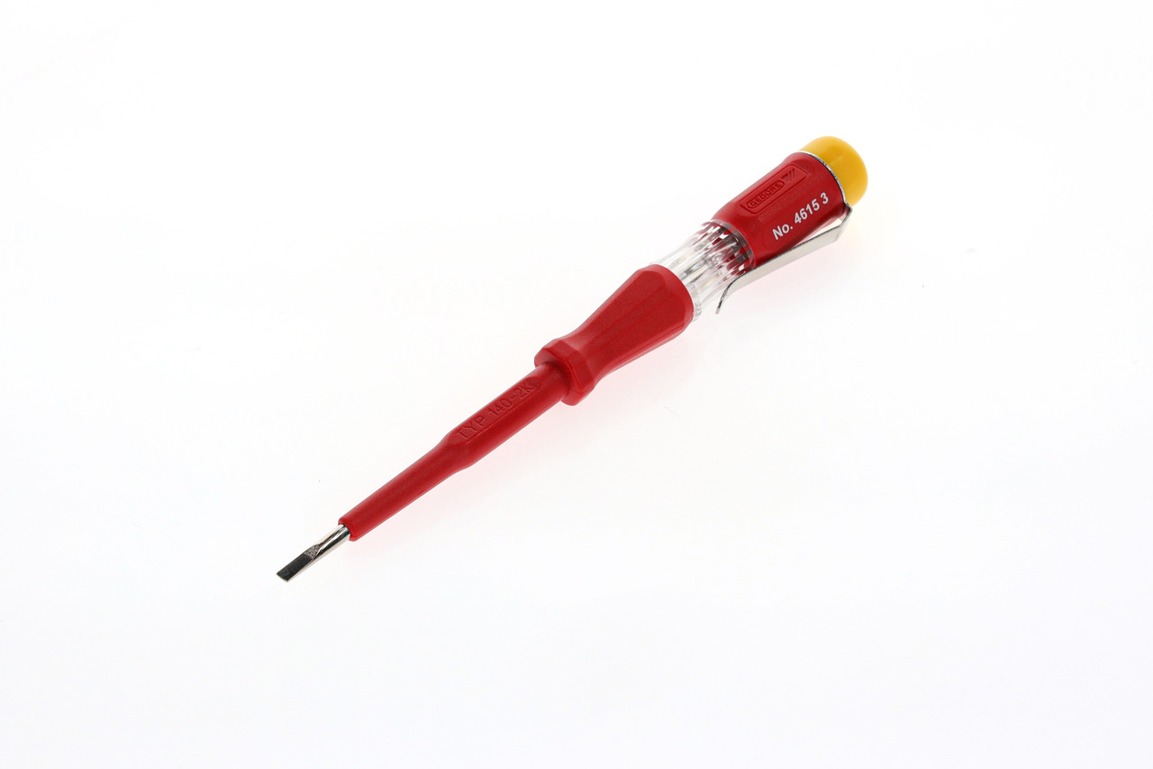 Voltage tester