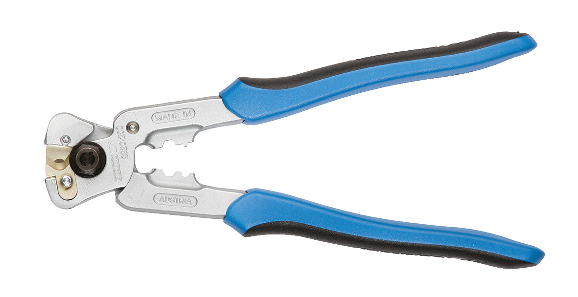 Wire rope cutter
