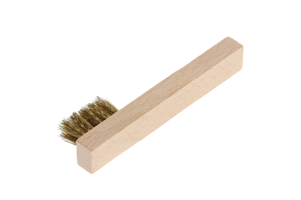 Spark plug brush