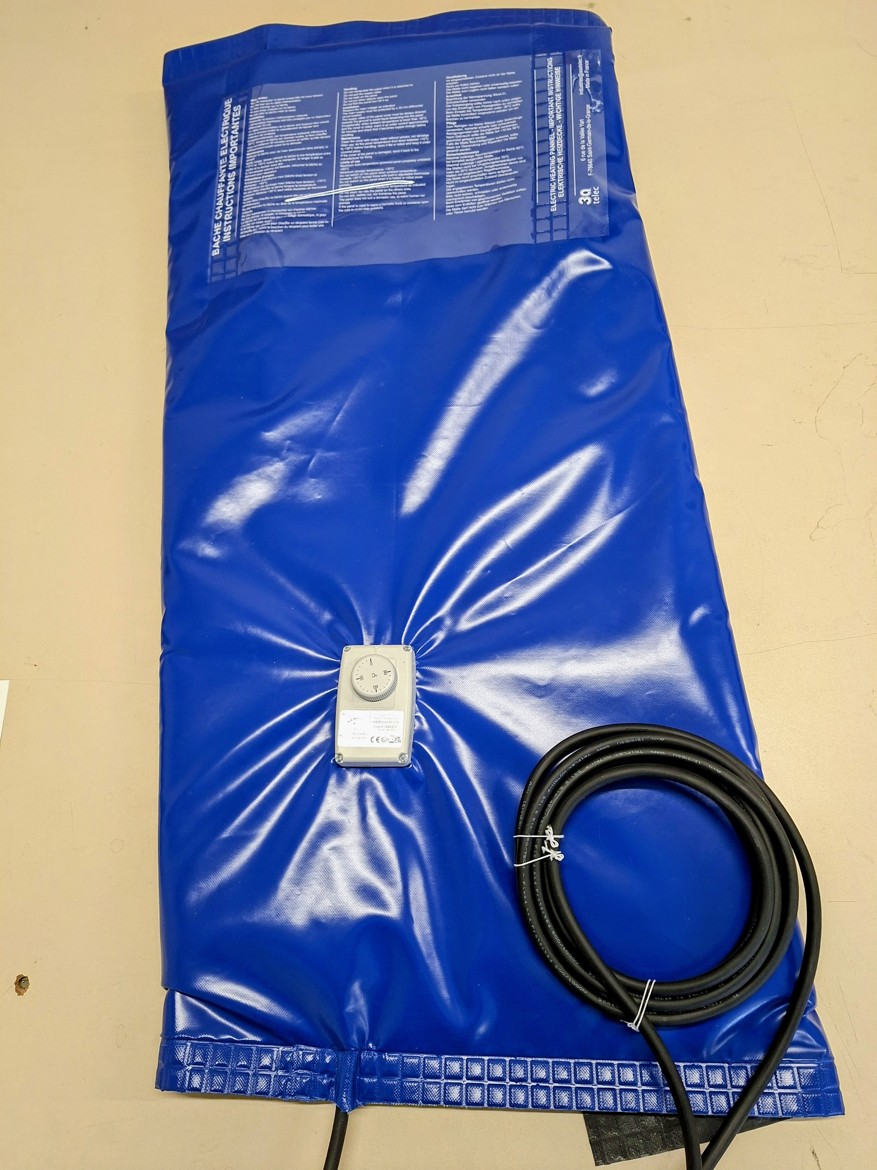 Couverture chauffante WINDSOURCING.COM 1200x800mm 560W 230V 10-90°C 2m de câble