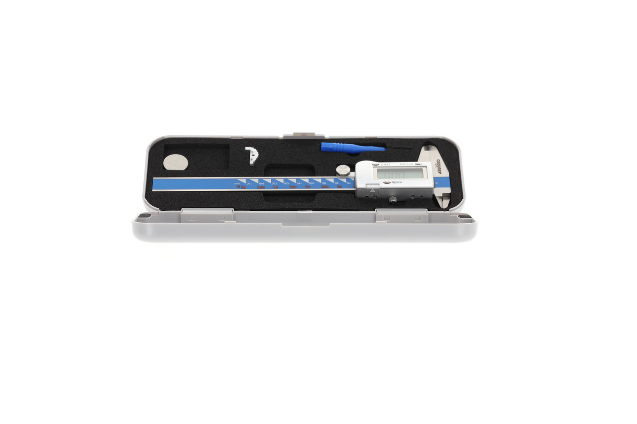 Digital vernier calliper