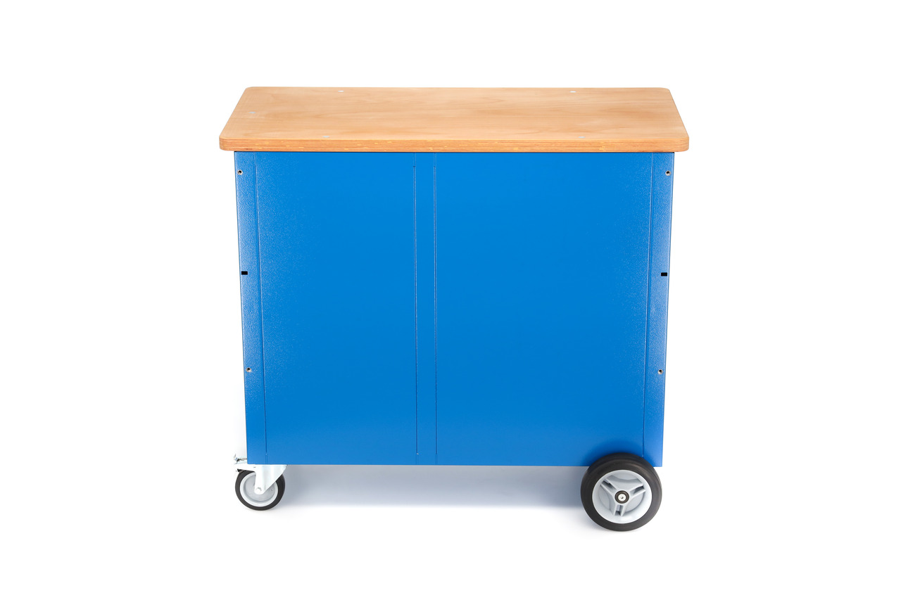 Mobile workbench with 7 drawers
