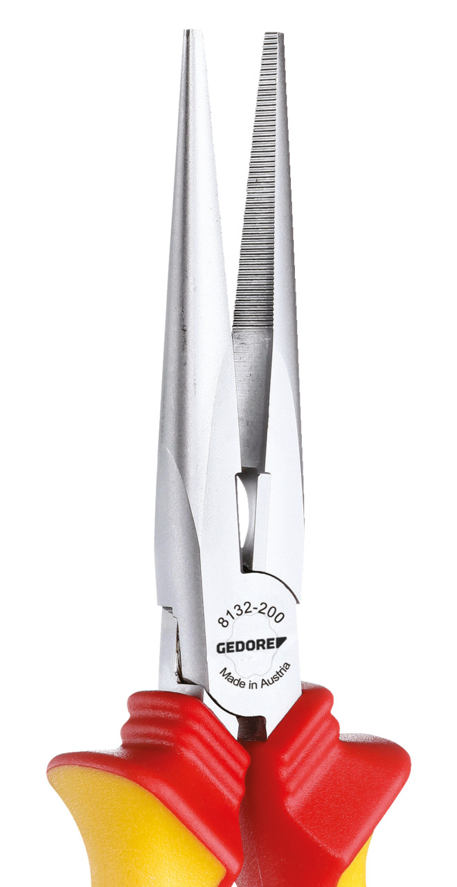 VDE Needle nose pliers with VDE insulating sleeves