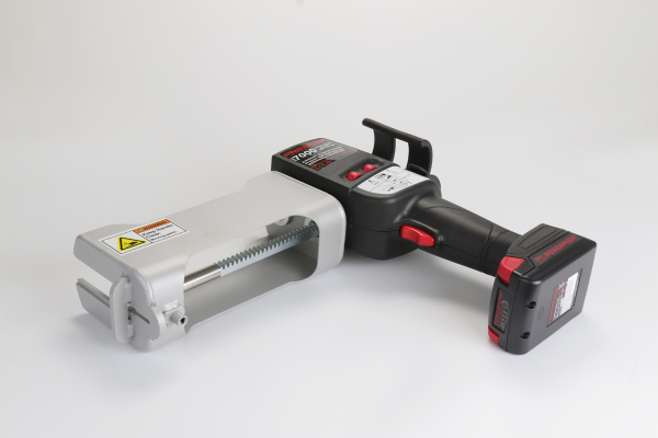 Battery cartridge gun for RELEST Wind Putty Porefiller, 400 ml cartridge incl. battery &amp; charger